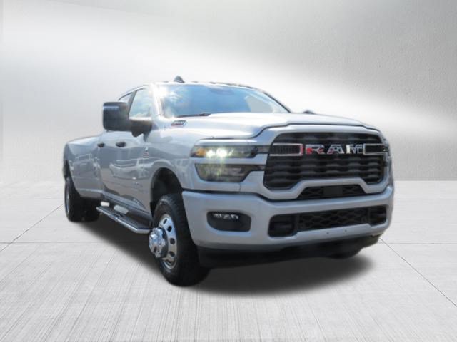 New 2026 RAM 3500 Big Horn AWD/4WD image 11