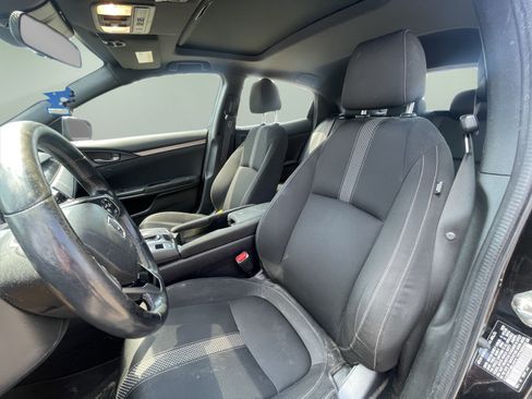 Used 2020 Honda Civic EX image 8