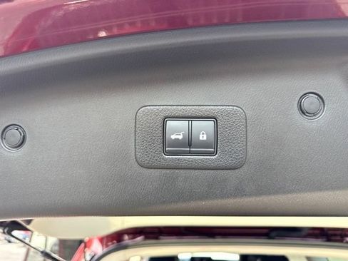 Used 2023 Nissan Armada Platinum w/ Cargo Package AWD/4WD image 44