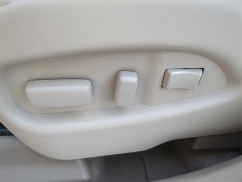 Used 2012 Cadillac SRX Performance image 20