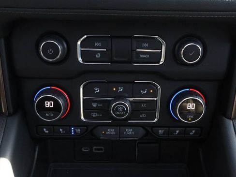 Used 2022 Chevrolet Tahoe High Country image 19