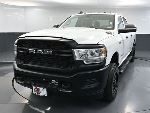 Used 2022 RAM 2500 Tradesman AWD/4WD image 12