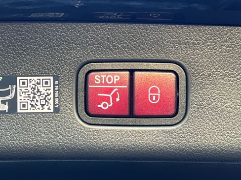 New 2026 Mercedes-Benz GLC 300 4MATIC image 25