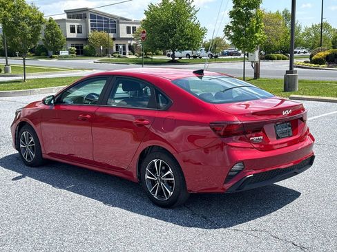 Used 2024 Kia Forte LXS FWD image 5