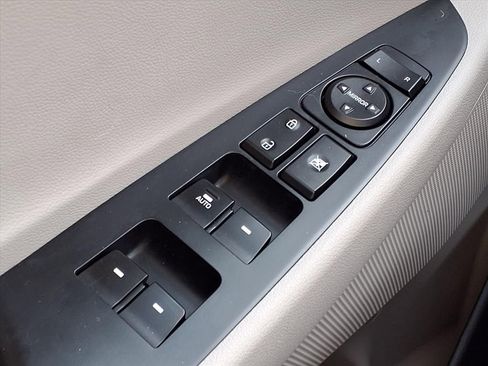 Used 2018 Hyundai Tucson Value w/ Cargo Package image 11