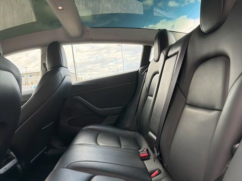 Used 2022 Tesla Model 3 Long Range image 19