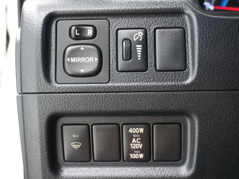 Used 2015 Toyota 4Runner SR5 RWD image 24