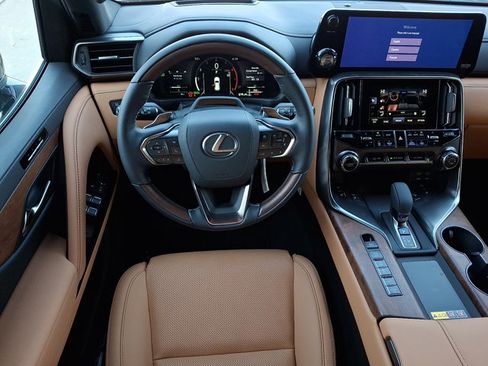 New 2026 Lexus LX 700h Luxury image 8