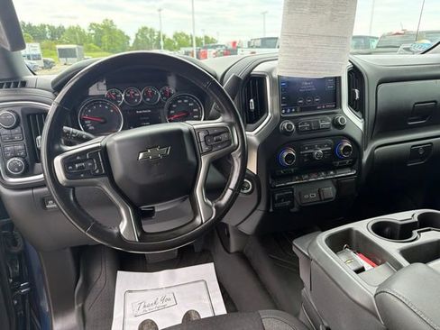 Used 2021 Chevrolet Silverado 1500 RST AWD/4WD image 22
