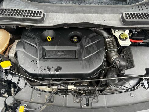 Used 2017 Ford Escape SE AWD/4WD image 58