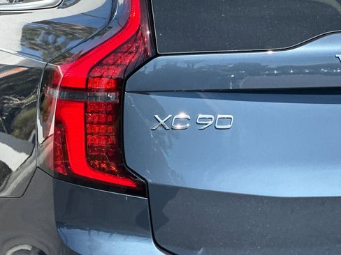 New 2026 Volvo XC90 T8 Ultra image 7