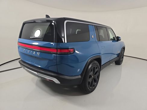 Used 2024 Rivian R1S Adventure AWD/4WD image 5