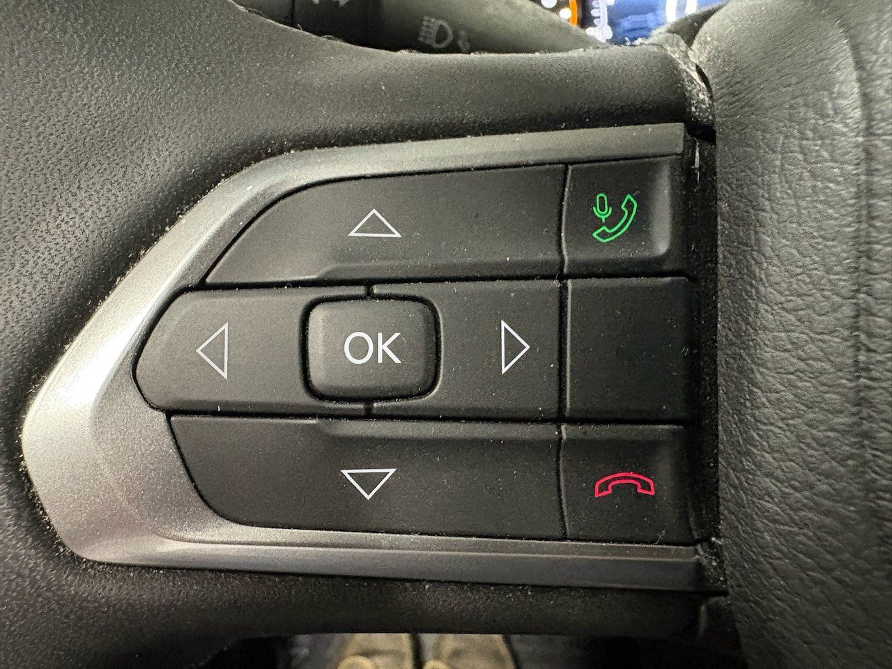 Used 2024 Jeep Compass Limited AWD/4WD image 13