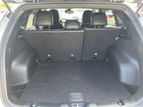 Certified 2023 Jeep Compass Latitude AWD/4WD image 27