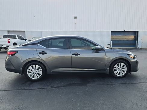 Certified 2025 Nissan Sentra S FWD image 2