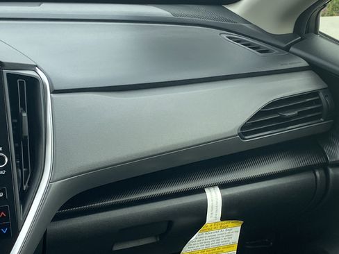 Used 2024 Subaru Crosstrek 2.0i Premium image 22