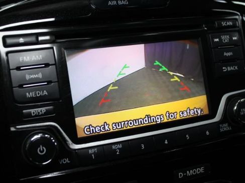 Used 2016 Nissan Juke SV w/ Cold Weather Package FWD image 19