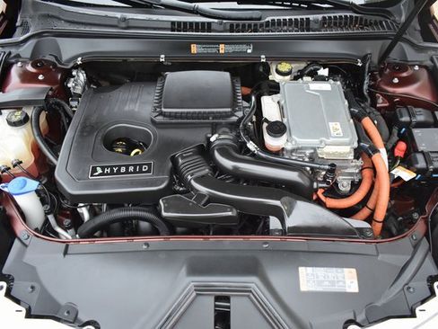 Used 2016 Lincoln MKZ Hybrid image 47