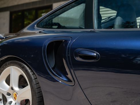 Used 2003 Porsche 911 Turbo AWD/4WD image 25