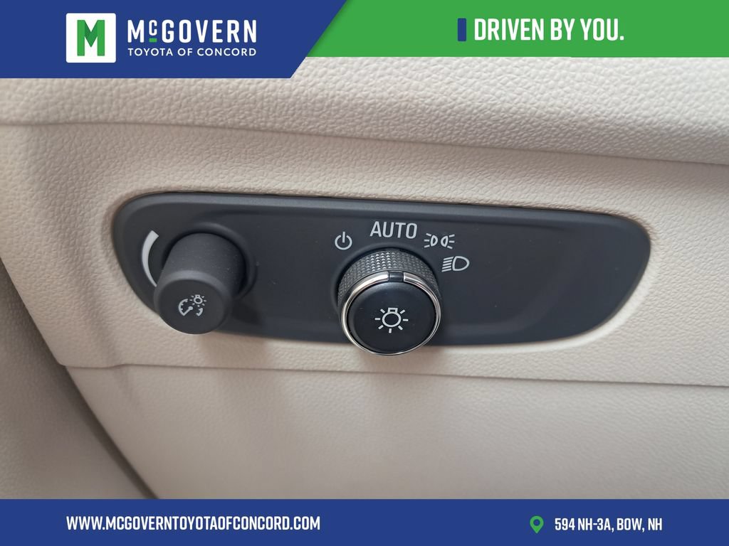 Used 2021 Buick Envision Preferred AWD/4WD image 11