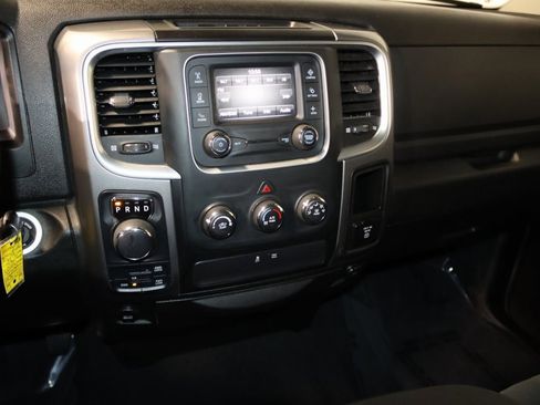 Used 2022 RAM 1500 Classic SLT image 38