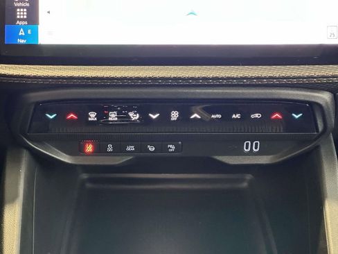 New 2026 Jeep Cherokee Overland image 24