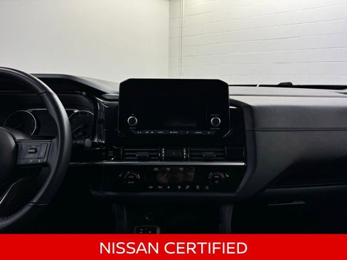 Certified 2025 Nissan Pathfinder SV image 15