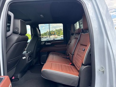 New 2026 GMC Sierra 2500 Denali Ultimate AWD/4WD image 27