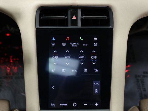 Used 2022 Porsche Taycan 4 Cross Turismo w/ Technology Package AWD/4WD image 39