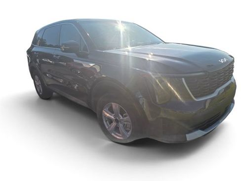 Used 2026 Kia Sorento LX FWD image 1