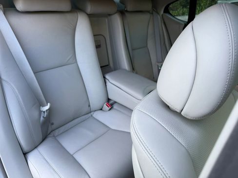 Used 2010 Lexus LS 460 RWD image 24