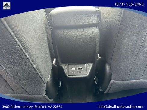 Used 2023 Chevrolet Bolt EUV LT FWD image 17