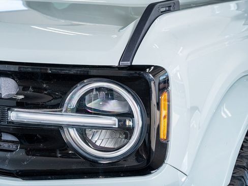 Used 2022 Ford Bronco Outer Banks image 13