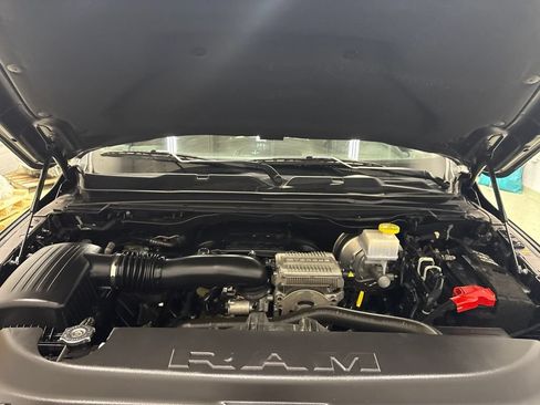 Used 2023 RAM 1500 Big Horn AWD/4WD image 10