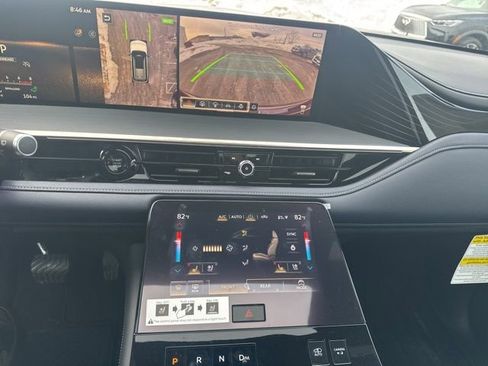 New 2026 INFINITI QX80 4WD image 16