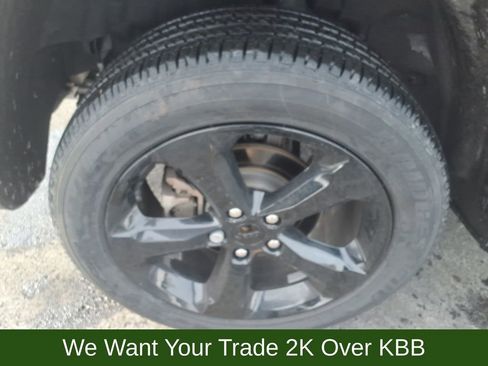 Used 2024 Jeep Grand Cherokee Altitude image 16