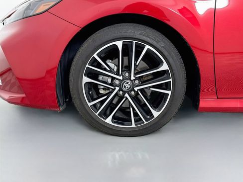 Used 2025 Toyota Camry XLE w/ Premium Package FWD image 33
