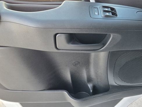 Used 2025 RAM ProMaster 2500 image 24