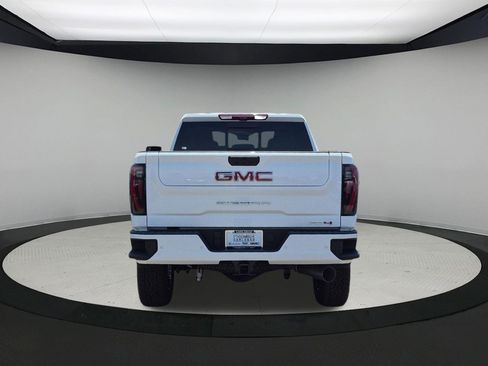 New 2026 GMC Sierra 2500 AT4 w/ AT4 Premium Plus Package AWD/4WD image 7