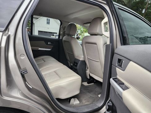 Used 2013 Ford Edge SEL image 8