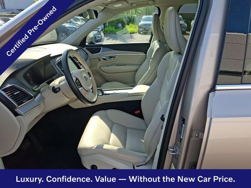 Certified 2025 Volvo XC90 B5 Core w/ Climate Package AWD/4WD image 14