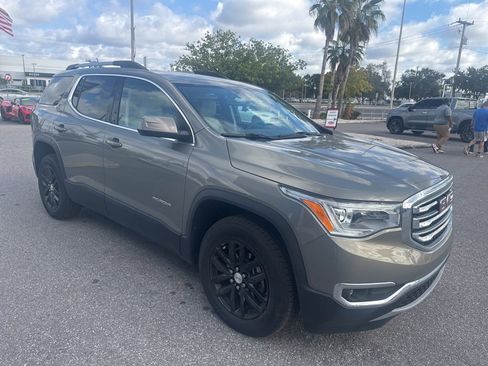 Used 2019 GMC Acadia SLT w/ LPO, Floor Liner Package image 1