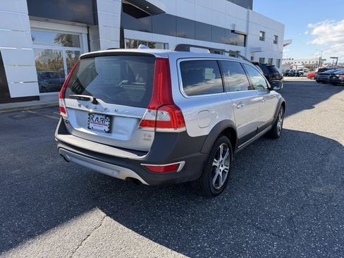 Used 2015 Volvo XC70 T6 Premier Plus image 12