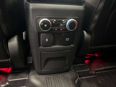 Certified 2023 Ford Explorer Limited w/ Limited Technology Package AWD/4WD image 35