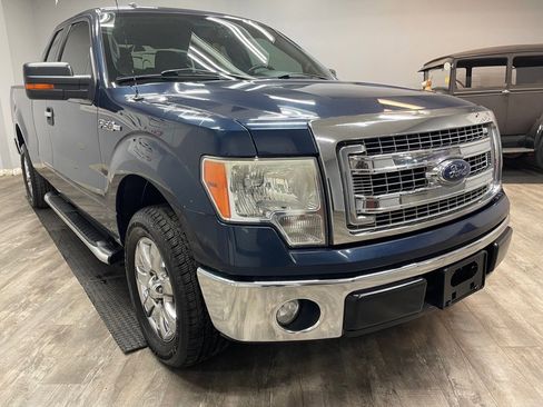 Used 2014 Ford F150 XLT w/ XLT Chrome Package image 5