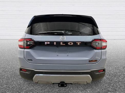 New 2026 Honda Pilot TrailSport image 4