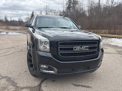 Used 2019 GMC Yukon SLT w/ Graphite Performance Edition image 3
