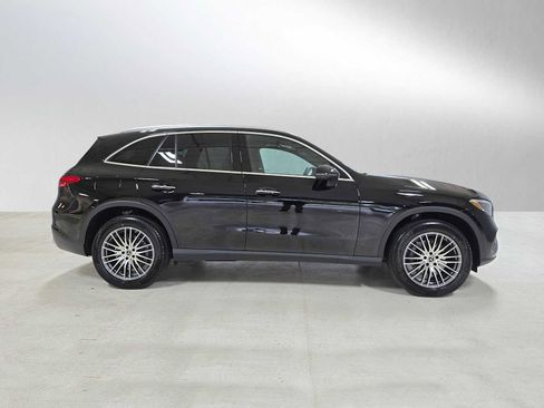 New 2026 Mercedes-Benz GLC 300 4MATIC image 2
