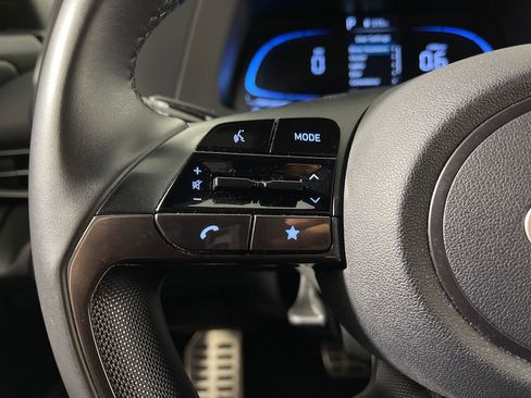 Certified 2025 Hyundai Elantra Sport FWD image 29