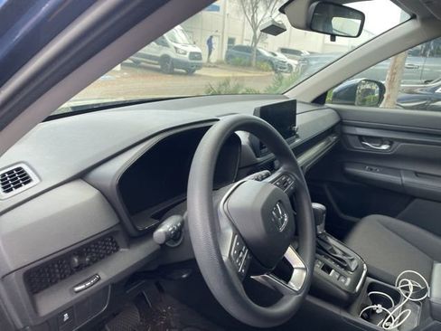 Used 2024 Honda CR-V LX image 8